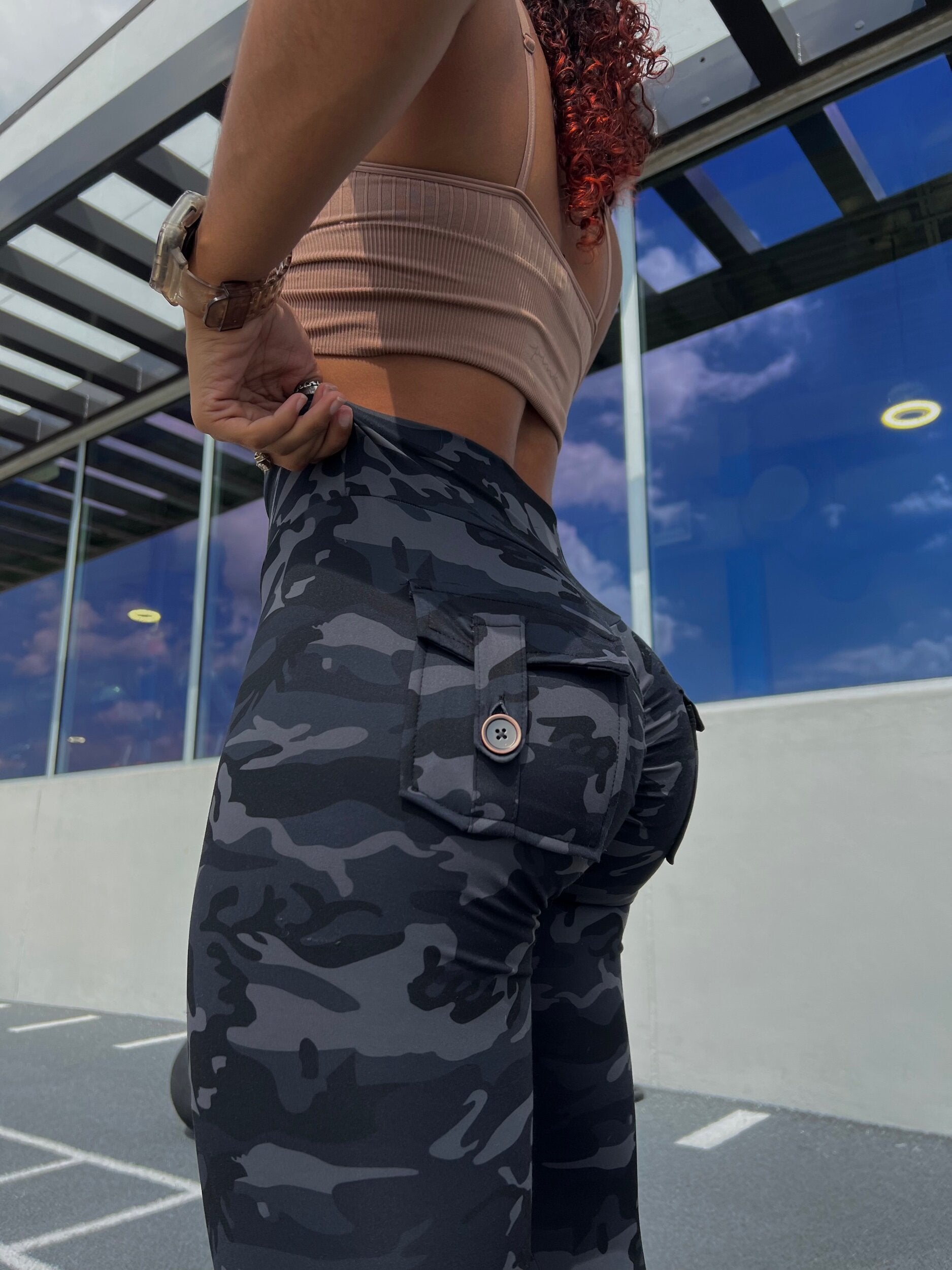 CAMO TWO-POCKET LEGGING - Raw Body